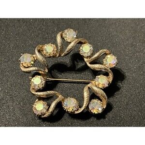 Prong Set Faceted Aurora Borealis Gold Tone Brooch